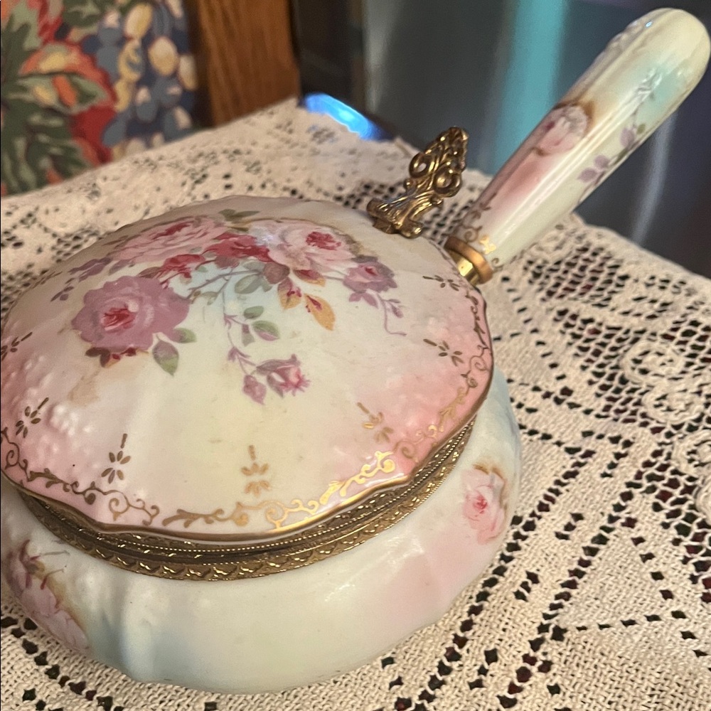 Vintage Floral Porcelain Trinket Box with Gold Accents - Picture 2 of 5